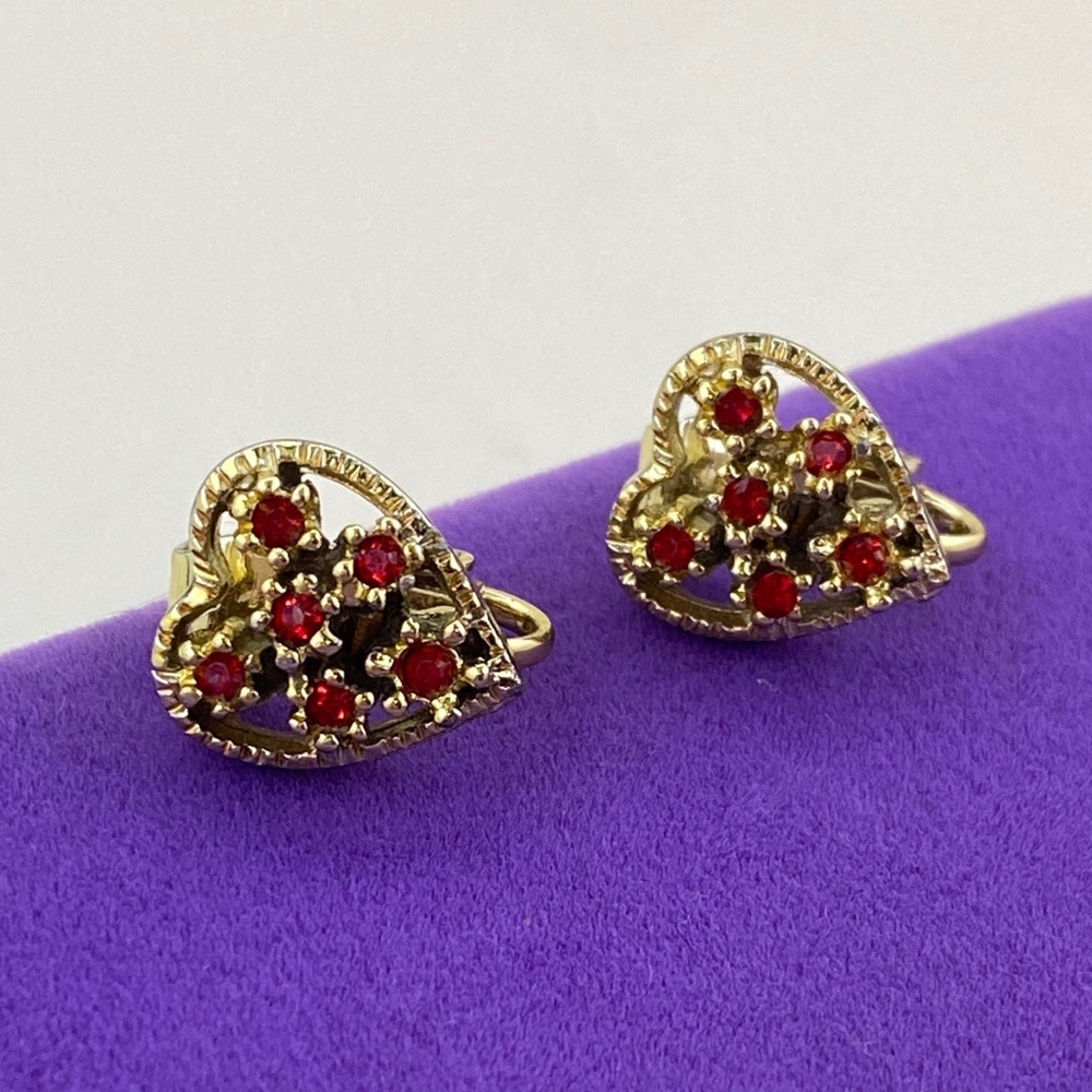 💛 Vintage Gold-Tone Heart Red Crystal Cluster Clip On Earrings | Romantic Beauty